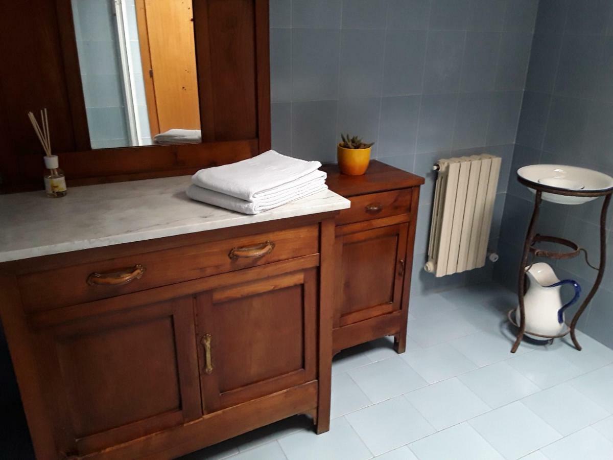 Camere Porto Vecchio Con Parcheggio A Pochi Passi Dal Castello Мальчезине Экстерьер фото